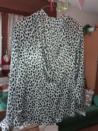 Camicetta donna fantasia maculata