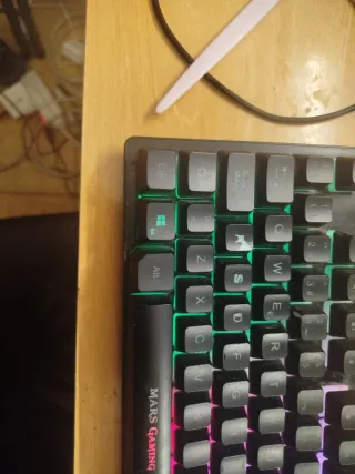 Teclado Mecánico Mars Gaming RGB