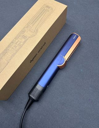 Dyson Airstrait OFFERTA