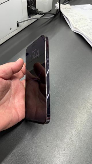 iPhone 14 Pro Morado