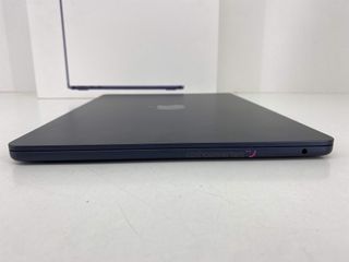 portatil apple apple macbook air m4 10-core 4.4 13 (8gpu) (2025) (a3240)