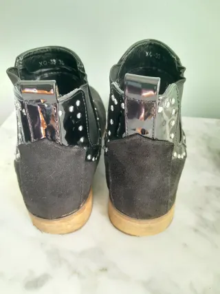 Botines negros talla 35