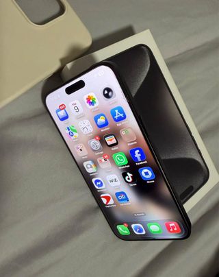 iPhone 15 Pro Max 256GB Batería 87%