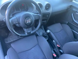 SEAT Ibiza 2005