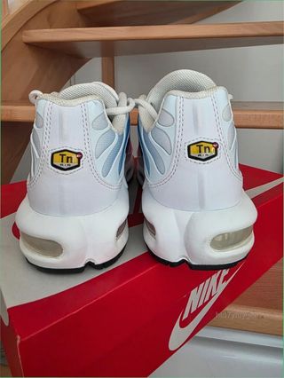 Nike Air Max Plus TN Talla 37 Arcoíris