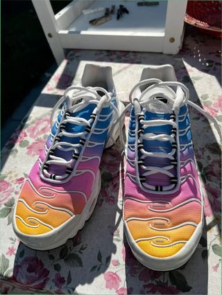 Nike Air Max Plus TN Talla 37 Arcoíris