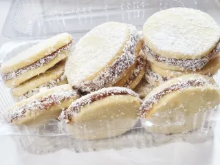 Ofrezco todo tipo de postres caseros por pedido