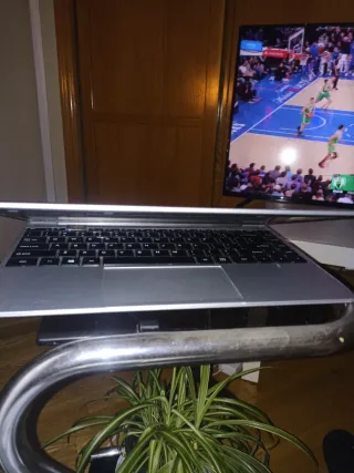 Portátil Plata y Negro