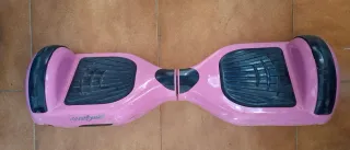 Hoverboard rosa con ruedas negras