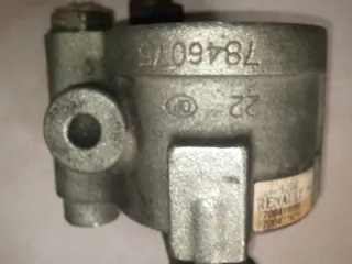 Bomba de dirección asistida Renault 77004191