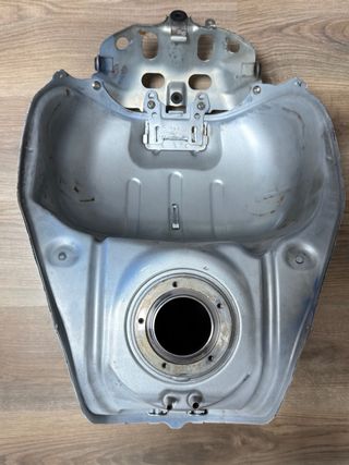 Depósito Suzuki GSXR 1000 K7/K8
