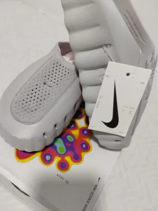 Nike Mind 001