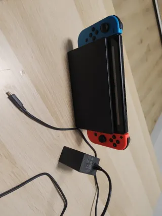 Nintendo Switch Azul y Rojo