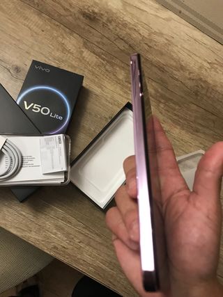 Vivo V50 Lite 256GB Nuovo