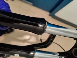 Horquilla SR Suntour XCM 29 con bloqueo remoto