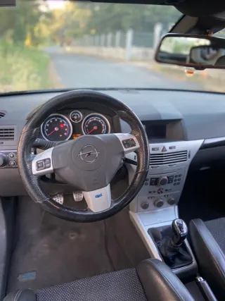 Opel Astra h opc  2006