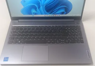 Ordenador portátil Lenovo IdeaPad Slim 3