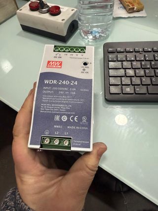 Fuente Alimentación Mean Well WDR-240-24