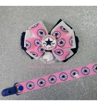 Diadema y chupetero insp. Converse