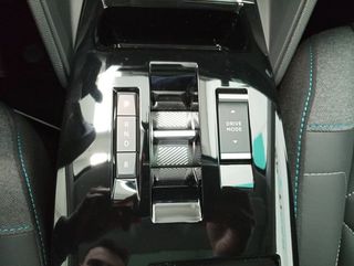 Citroën C4 X  ë-C4 X eléctrico 100kW 50KWh Shine