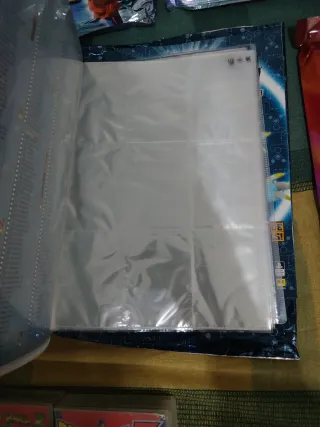 Álbum Panini inviZimals
