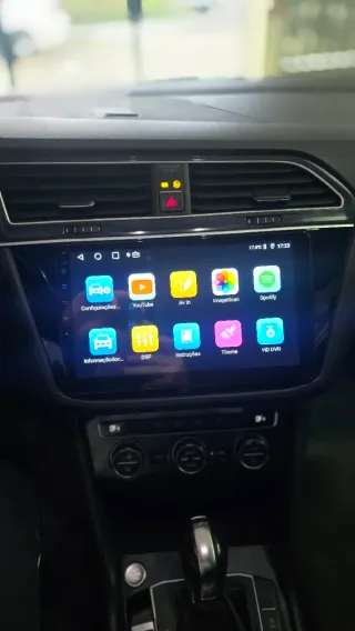 Rádio Volkswagen Tiguan Android 14 com Carplay.