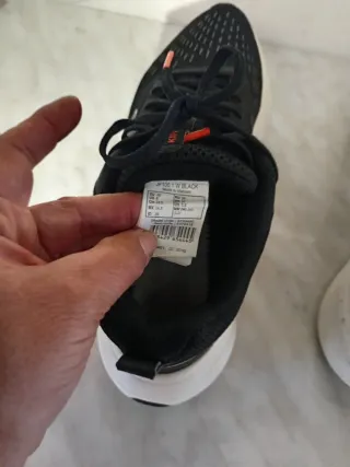 Scarpe sportive nere