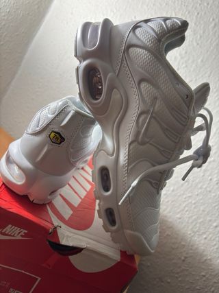 Nike TN Air Max Plus Blancas Talla 42