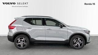 VOLVO XC40 XC40 B4 PLUS DARK