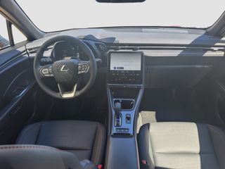 LEXUS LBX 1.5 136HP HEV ELEGANT PLUS BLACK 136 5P