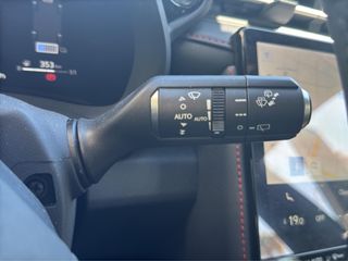 LEXUS LBX 1.5 136HP HEV ELEGANT PLUS BLACK 136 5P