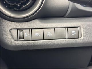 TOYOTA Toyota C-HR C-HR 220PH Advance
