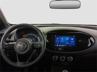 TOYOTA Aygo X Cross Play