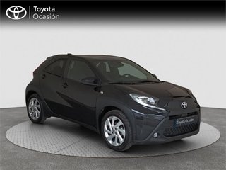 TOYOTA Aygo X Cross Play