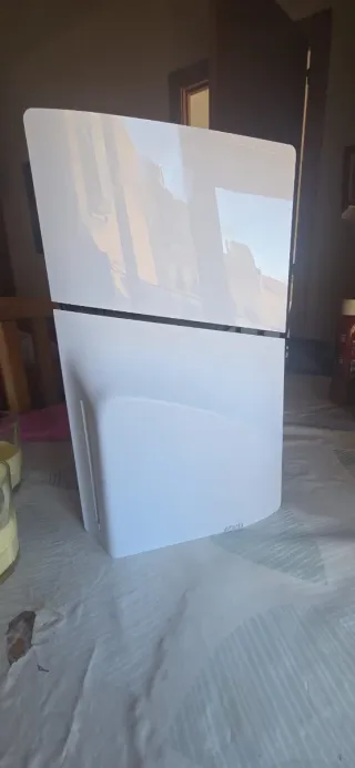 Ps5 Slim 1TB con lector - Solo consola y cables