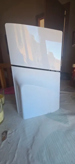 Ps5 Slim 1TB con lector - Solo consola y cables