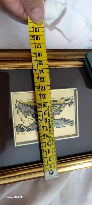 Quadretto con cornice dorata