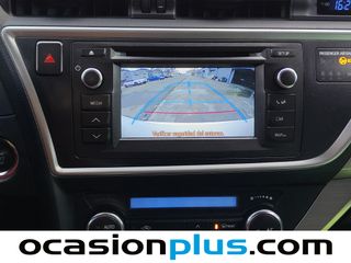 Toyota Auris 90D Active 66 kW (90 CV)