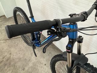 Bicicleta doble suspensión Merida IMPOLUTA