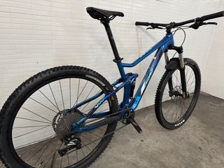 Bicicleta doble suspensión Merida IMPOLUTA