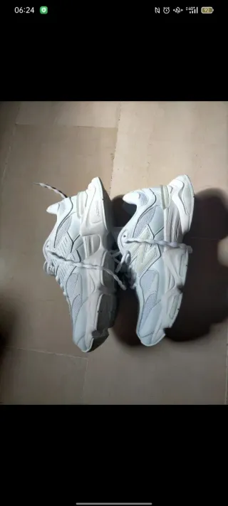 New Balance Scarpe Bianche Taglia 42 senza scatola