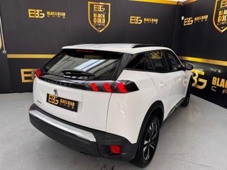 PEUGEOT 2008 Allure Pack BlueHDI 81kW (110CV)