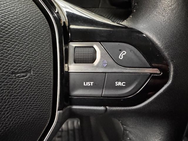 PEUGEOT 2008 Allure Pack BlueHDI 81kW (110CV)