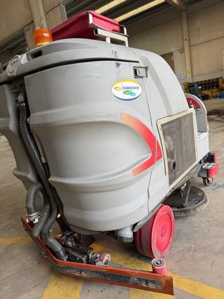 Fregadora industrial COMAC