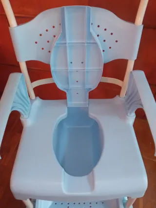 Silla de ducha y WC multifuncional