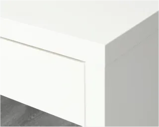 Mesa escritorio blanca con cajón