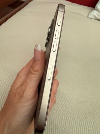 iPhone 15 Pro Titanio Gris/Plata