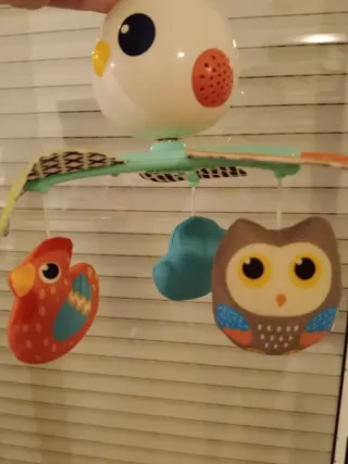 Móvil de cuna infantil