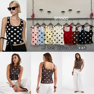 Top de lunares blanco y negro