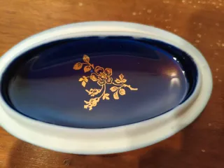 Caja Limoges azul y oro